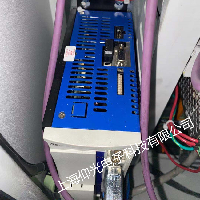 Kollmorgen�Ơ�Ħ���ŷ������S�� SERVOSTAR 640�@ʾ��F08��