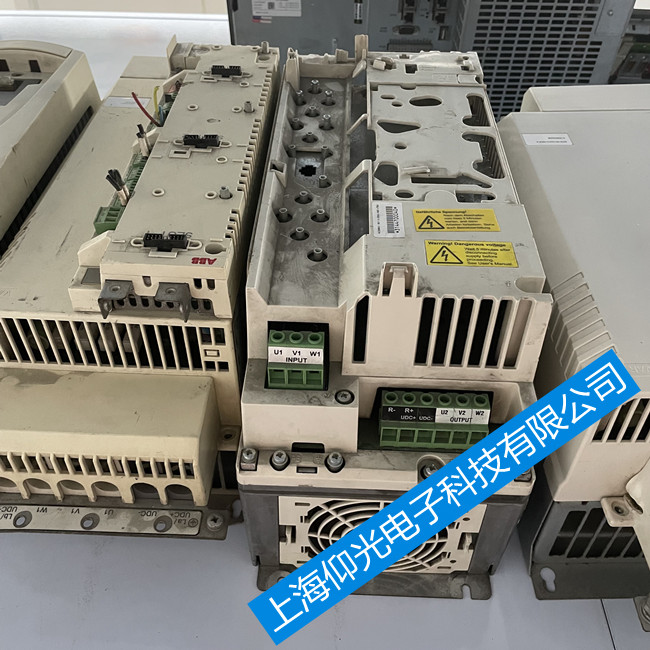 ���CABB MotiFlex e180�ŷ��(q��)������1029�S��