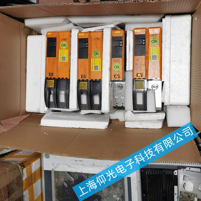 ����ؐ���R�ŷ�����LED���tɫ���e���پS��