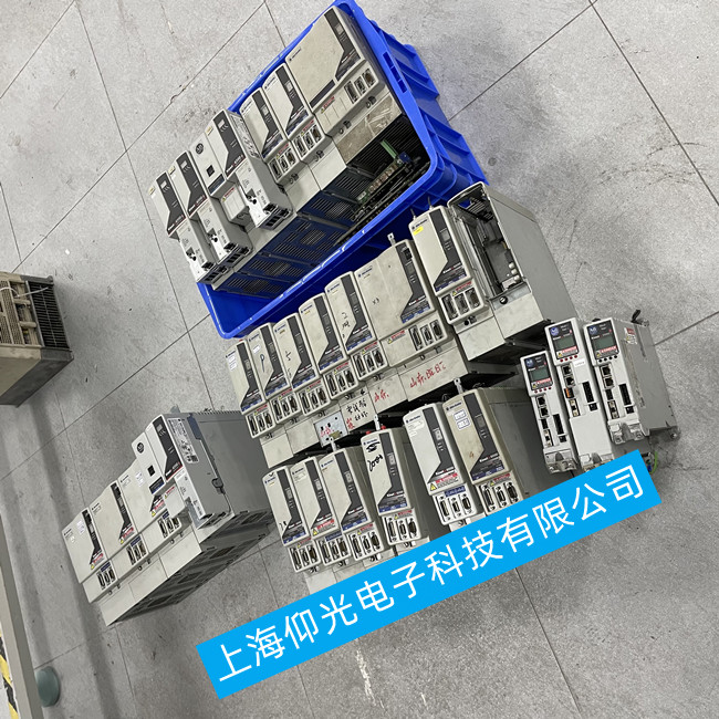 AB�_���f��Kinetix 350�ŷ��(q��)������(b��o)��F33/F35�S��