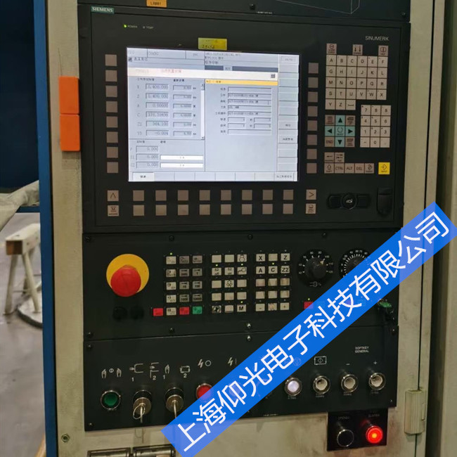 �������T��802D��(sh��)��ϵ�y(t��ng)����@ʾ���������M(f��i)�z�y(c��)