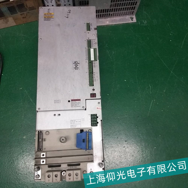 �ɶ���ʿ���ŷ������M���ϻ����ϵęz�y�S��