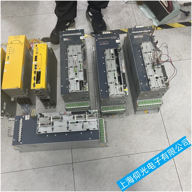 �������ŷ�����ͨӍ���υR��һ�[-����S�޽���