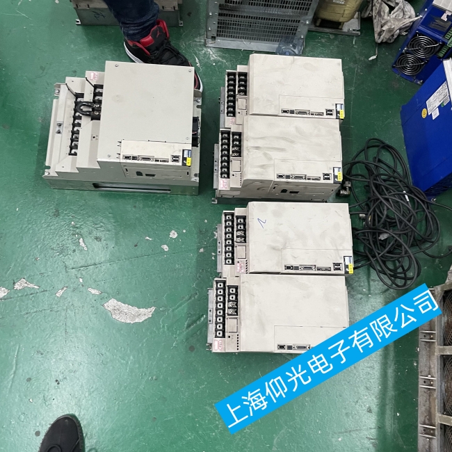 ��������|����GT02��Ļ���F�l�y���ϾS��Ʒ�|���\��