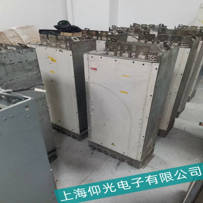 ����ABB׃�l��ACS510ϵ�����\(y��n)���^���г��F(xi��n)���{(di��o)���}���ϾS�����M(f��i)�z�y(c��)