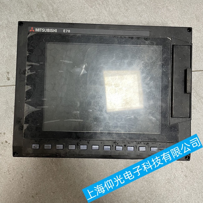 �o�a���┵��ϵ�yE70ϵ���\���^��ͻȻ�؆����ϾS���|�����C