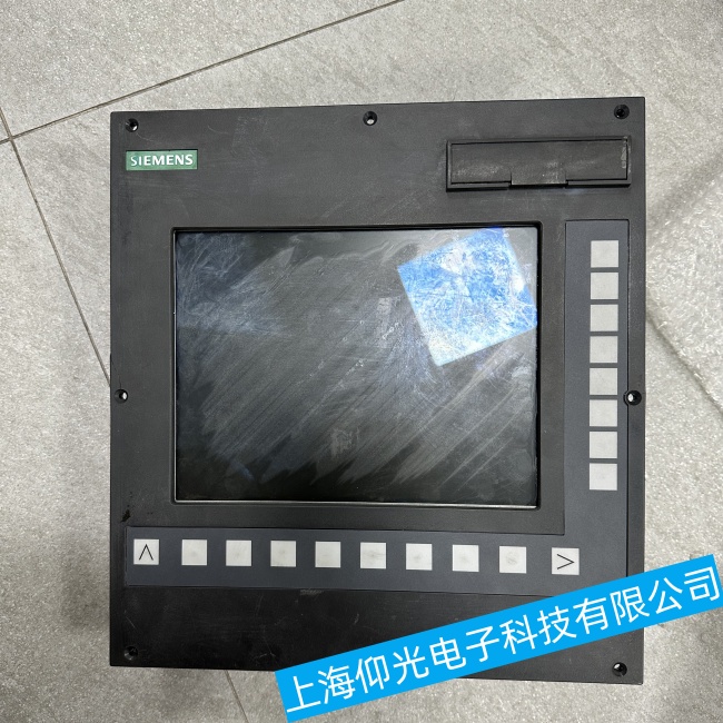 �������T�Ӕ���ϵ�ySINUMERIK 802D SL�_�C��ͣ�چ��ӽ��治�ӹ��ϾS�޼���